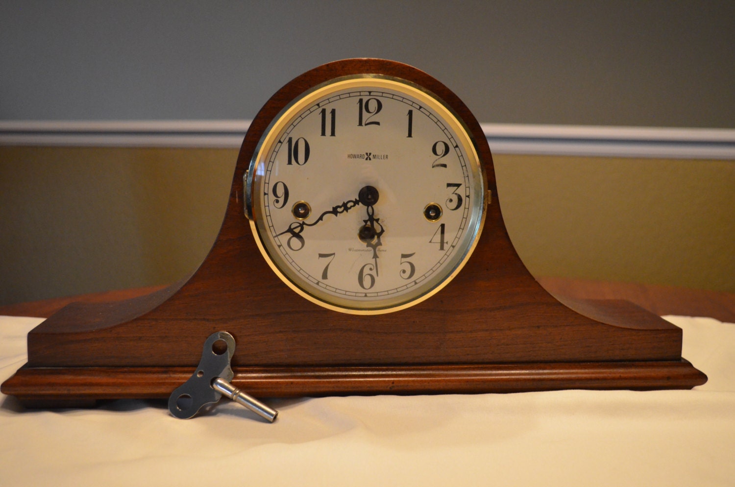 Howard Miller Wind Up Mantle Clock with Key