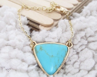 Several Couleurs Bracelet en métal doré bohème forme triangle en pierre naturelle semi-précieuse marbré noir turquoise fuchsia blanc nue