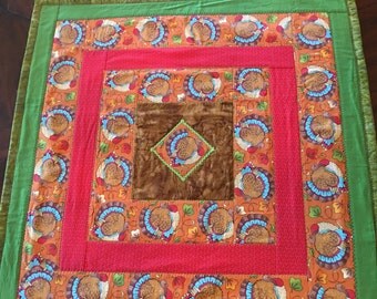 Items similar to PDF PATTERN, Four Square Table Topper Quilt on Etsy