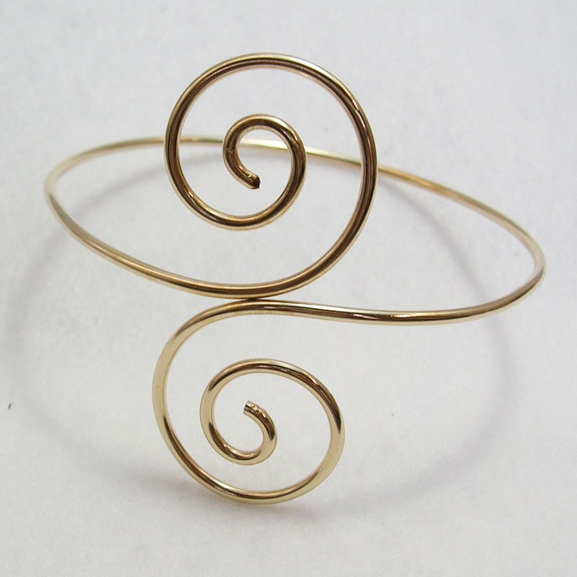 Armband Bracelet Adjustable Swirls of 14kt Gold Filled Wire