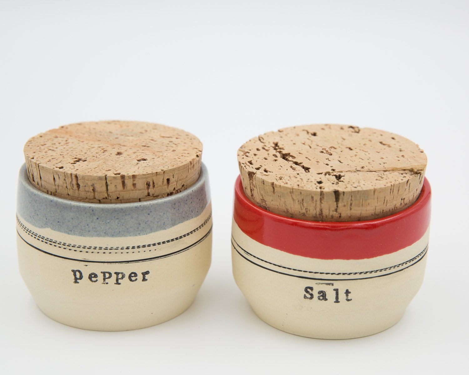 Ceramic salt seller custom salt cellar spice jar