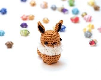 Eevee / Pokemon / Crochet / Amigurumi / Plushie / Miniature