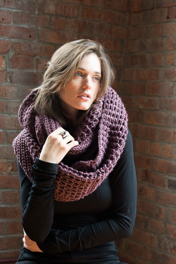 Infinity Scarf Chunky Knit Scarf Winter Shawl Loop Scarf 