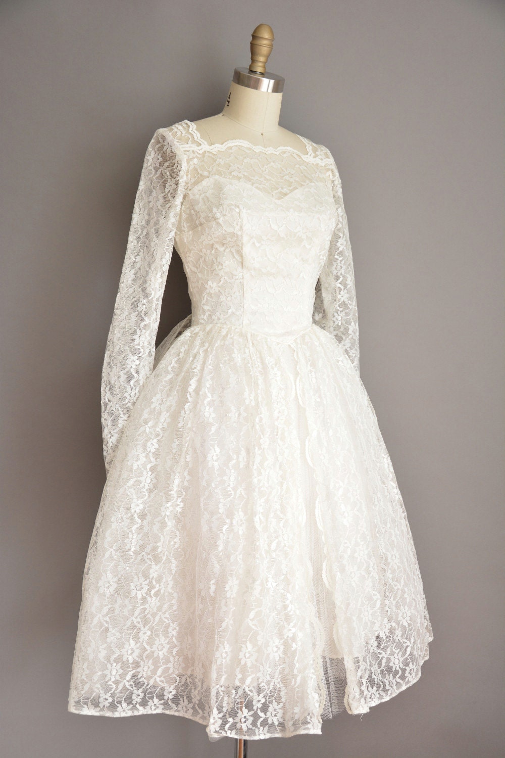 r e s e r v e dvintage 1950s dress / white tea length lace