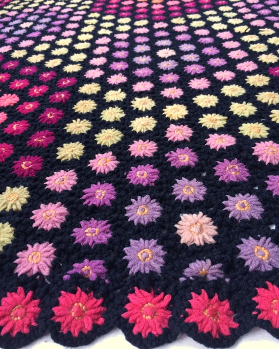 Items similar to SALE Granny Chic Vintage Handmade Daisy Loom Afghan on