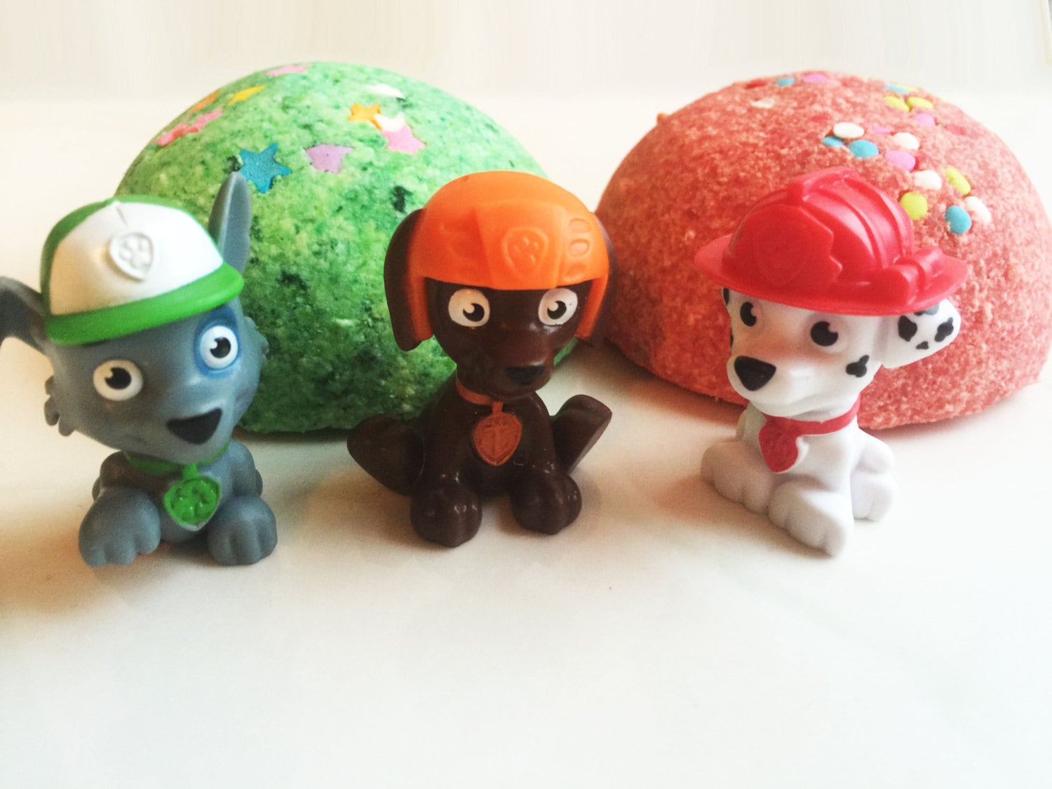 Paw Patrol Surprise Bath Bomb Toy 5 oz by bonbonbathhouse