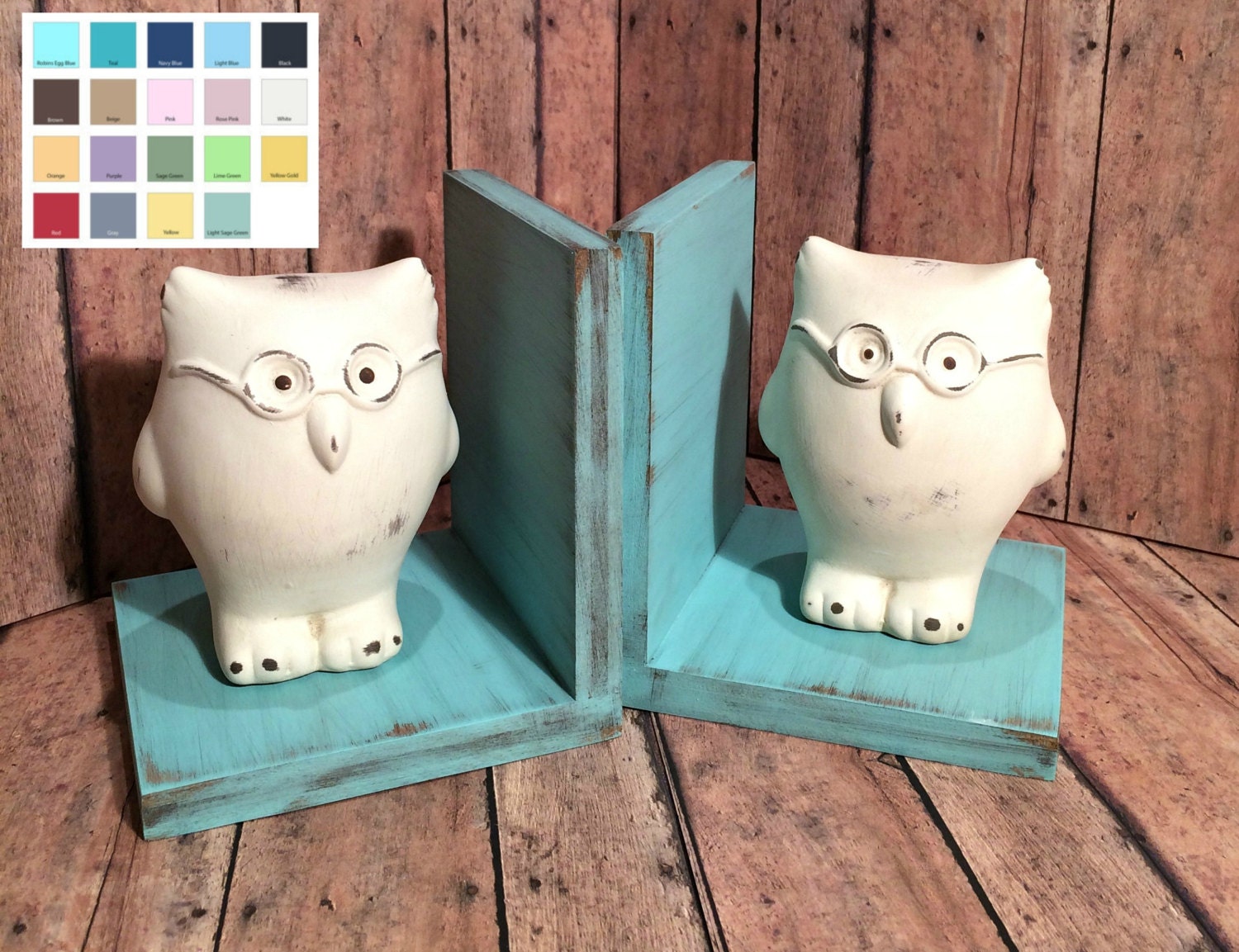 small wooden owl figurines