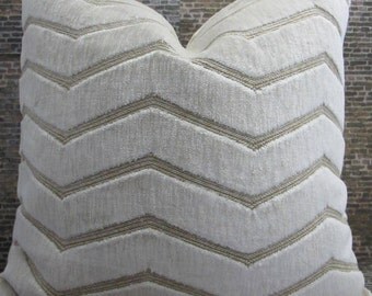 3BMod Pillow Cover - Lumbar - Kravet Couture Plush Blac Ivory