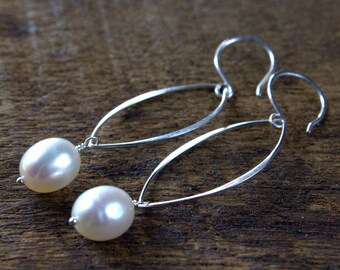 Freshwater Pearl Drop Earrings, Sterling Silver Real Pearl Boho Earrings, June Birthstone Jewelry, Pearl Bridesmaid Earrings Jewelry