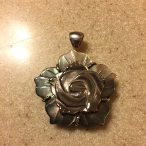 Buyer photo jnsholman, who reviewed this item with the Etsy app for iPhone.