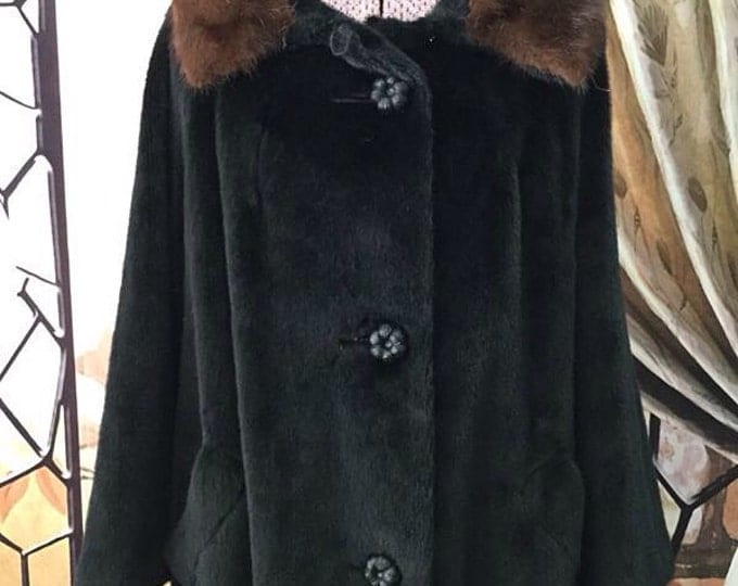 Exceptional Black Faux Vintage Fur Coat, Beaver Fur Faux Coat, Real Muskrat Fur. Luxurious Faux Furs.