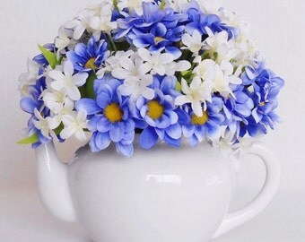Teapot Silk Flower Arrangement, Purple Daisies, White Teapot, Artificial Flower Teapot Arrangement, Silk Floral Arrangement, Home Decor,