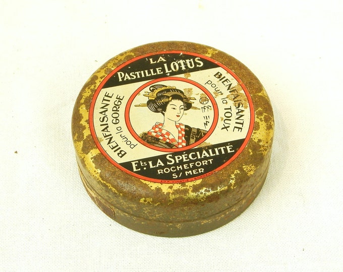 Antique French Metal Tin for "La Pastille Lotus" Medical Candy / French Decor / Vintage Retro Gift / Apothecary / Medical / Box / Japan Antique French Metal Tin for "La Pastille Lotus" Medical Candy / French Decor / Vintage Retro Gift / Apothecary / Medical / Box / Japan