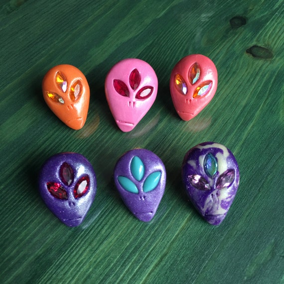 3 eyed aliens