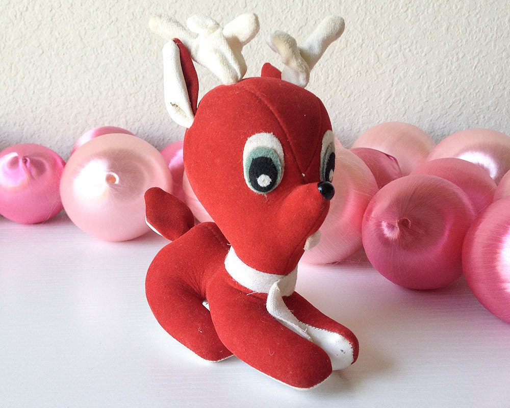 Vintage stuffed reindeer christmas deer toy figurine retro red