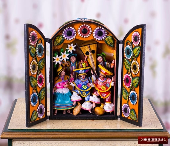 Arte Popular Peruano Retablo Ayacuchano Hecho a por DECORCONTRERAS