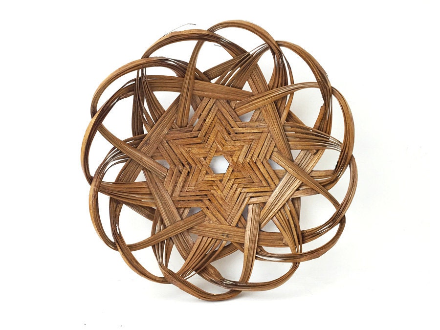 Woven Basket Tray / Wall Hanging / Round Cane Frame / Star