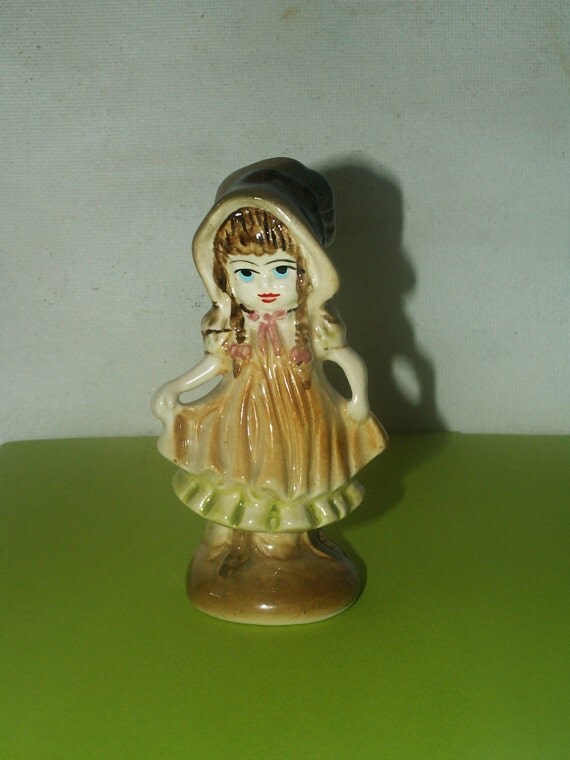 Very cute vintage porcelain figurine charming porcelain doll