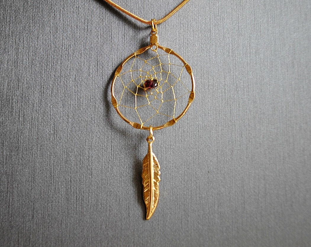 Gold Dream Catcher Necklace with a Chip Gold