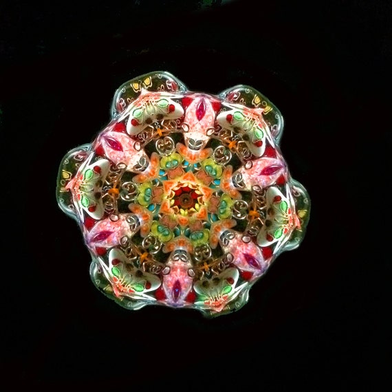 Large Classic Kaleidoscope Traditional Kaleidoscope Dark