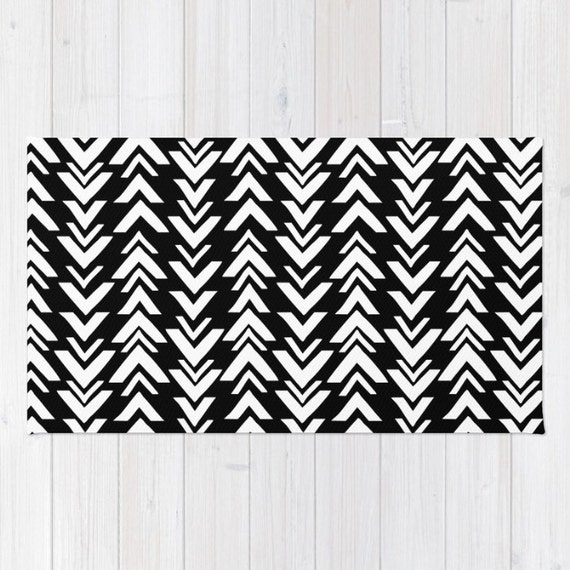 Black and White area rug 2x3 rug modern arrow print dorm room