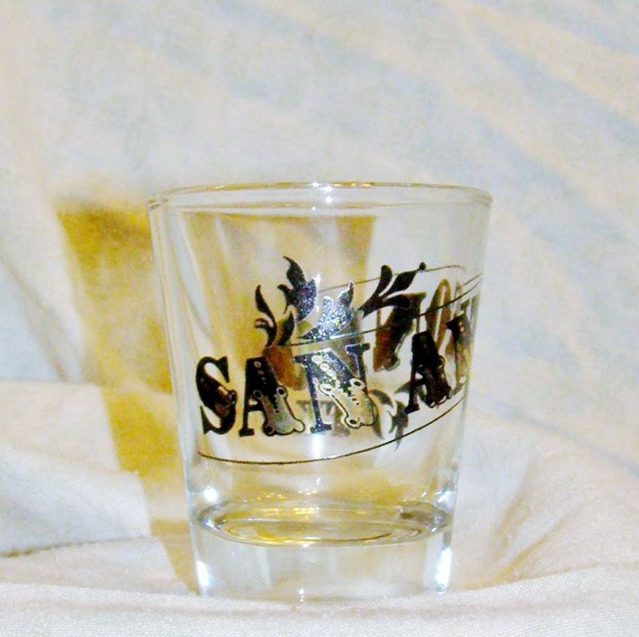 Vintage San Antonio Texas Shot Glass Souvenir by KeepsakeFindings