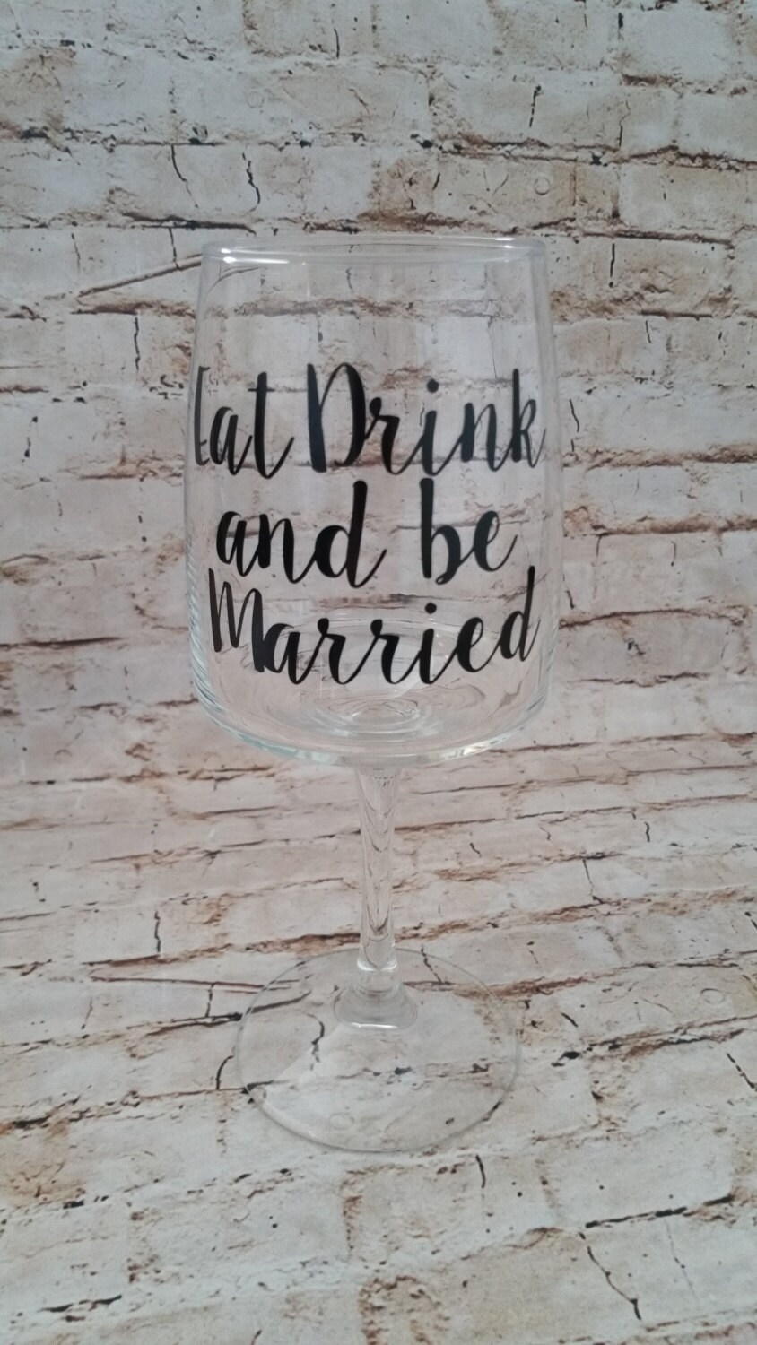 Wedding Wine Glass Bride Wine Glass by TraceysTrendyVinyl on Etsy