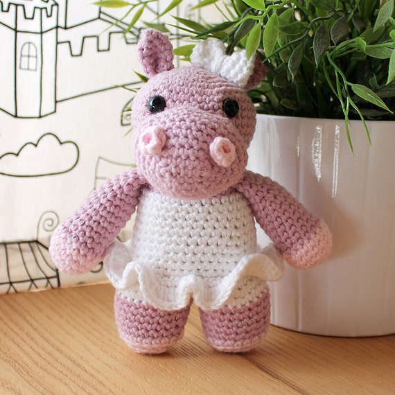 Hippo - Animalius. Amigurumi Pattern PDF.