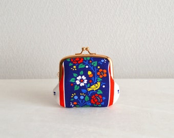 Vintage novelty tiny coin purse - Handmade in Japan.