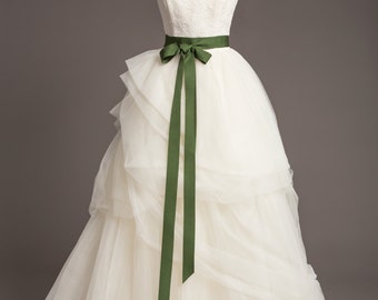 Pine Green Wedding Sash - 1.5" - Romantic Luxe Grosgrain Ribbon Sash - Wedding Belt, Bridal Sash, Bridal Belt - Wedding Dress Sash
