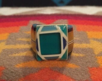 Vintage Celluloid Bakelite Folk Art Prison Ring by Bob Dodd (Size 7-1/2)