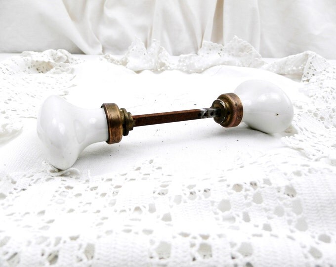 Antique French White Porcelain Pair Door Knobs Handle / French Decor / Cottage Country Chic / Home Diy / Chateau Chic / Vintage French
