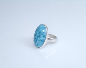 Southwest Elements 16x16mm Heart Shape Larimar Scallop Edge Ring