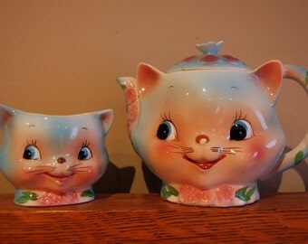 Vintage Lefton Kitty Teapot and Sugar Bowl