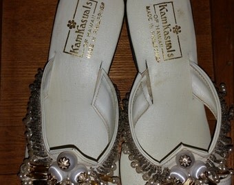 Beautiful KamKasuals of Hawaii 60's Beaded Sandals/Slides Sz 7