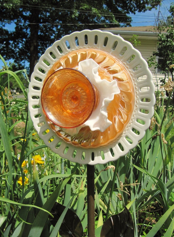 Items similar to glass garden flower, garden glass ceramic plate flower