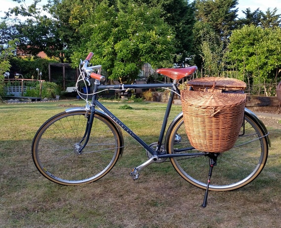 wicker panniers