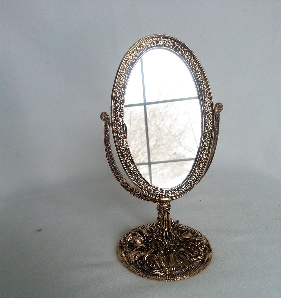 Vanity MirrorTable Makeup Mirror on Stand Vintage Oval