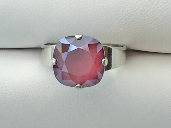 Dark Red Lacquer Crystal Adjustable Ring