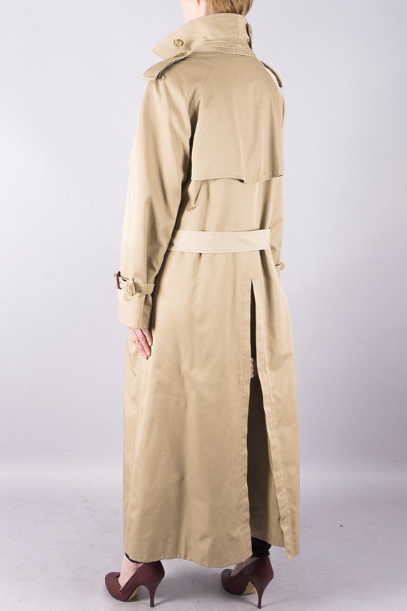 Vintage Burberry trench coat 80s trench by TheVintageKollektiv