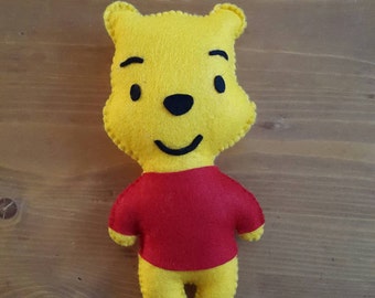 Items similar to Winnie the Pooh crochet applique pattern on Etsy