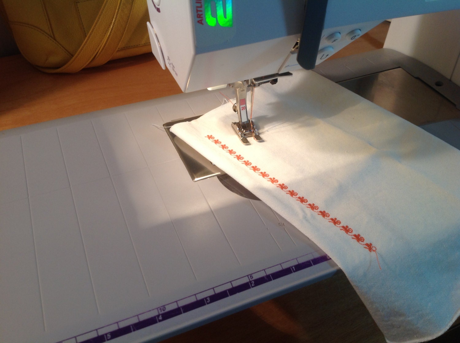 Genuine Bernina extension table / Bernina extension table