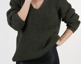 the Raglan V in Khaki -knitted sweater (V neck raglan sleeve cozy minimal pullover)