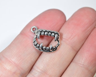 10 vampire teeth charms | silver charms | dracula charms | teeth charms | dental charms | goth charms | Halloween charms | 2P178