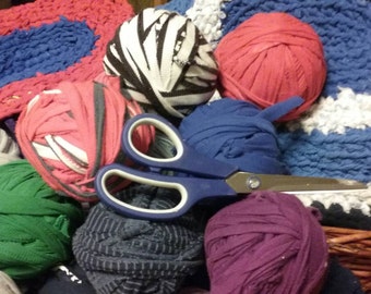 8 skeins of t-shirt yarn choose from available colors blues, browns, reds, oranges, yellows, white and off white, greens rag rug supplies