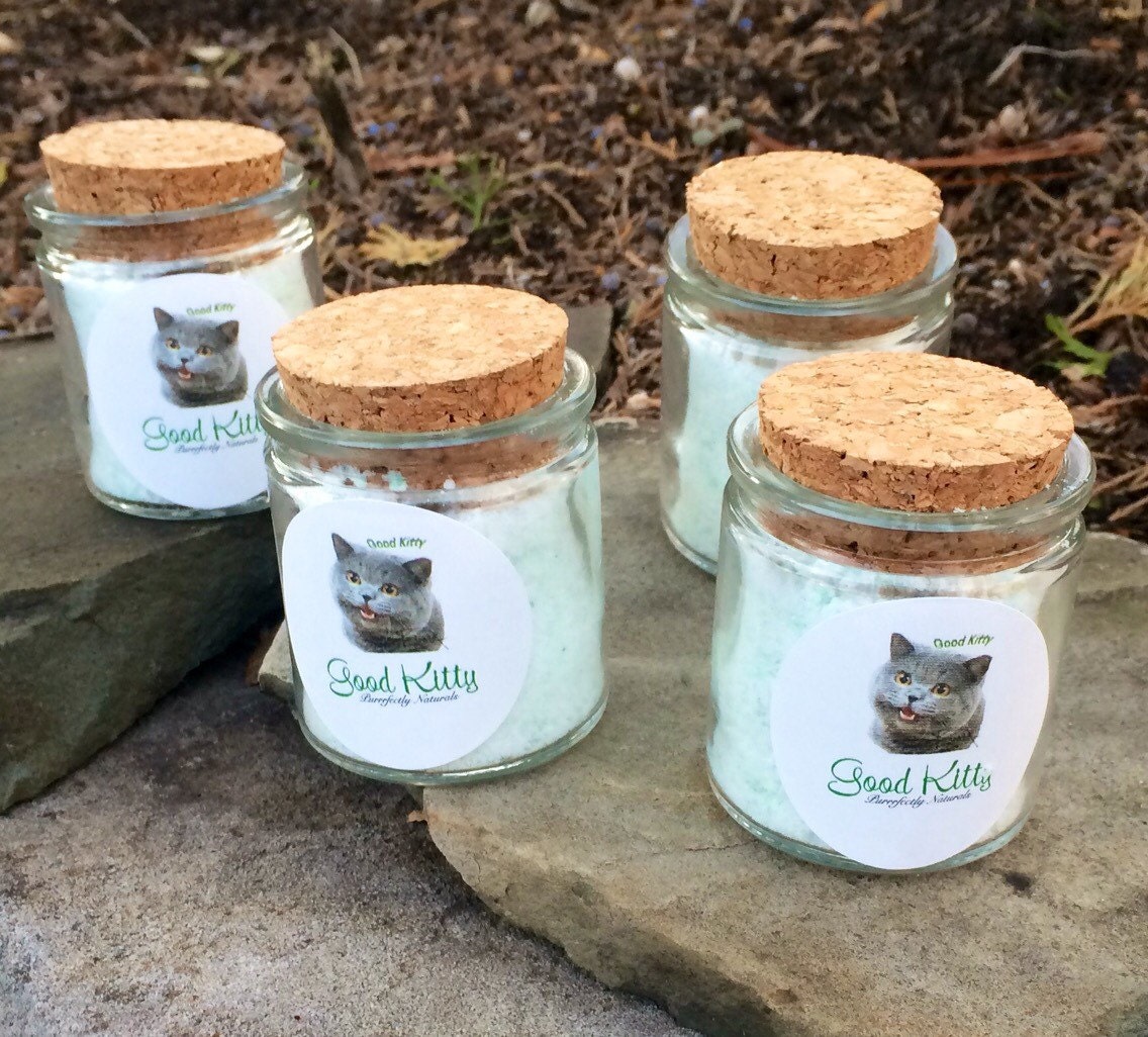 Fizzing Bath Salts 2oz sample size containers