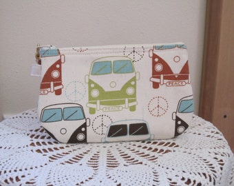 Smart phone Love Bus Case Gadget Pouch Clutch Wristlet Zipper Gadget Pouch