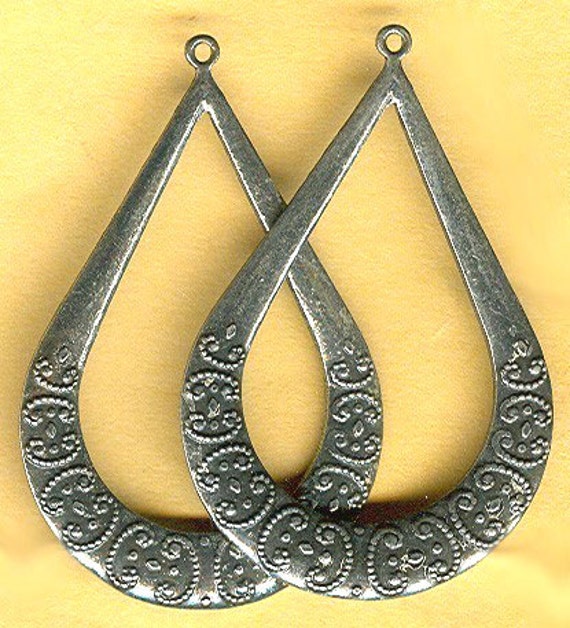 Items similar to vintage pendants beautiful vintage silvertone plated