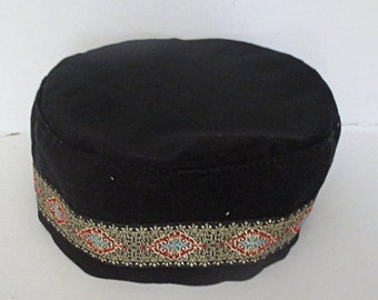 Basic Bucharian yarmulke solid color Sephardic kippah black