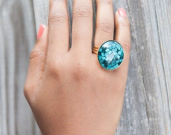 Teal and Gold Confetti Lucite Ring, Vintage Ring, Vintage Lucite Ring